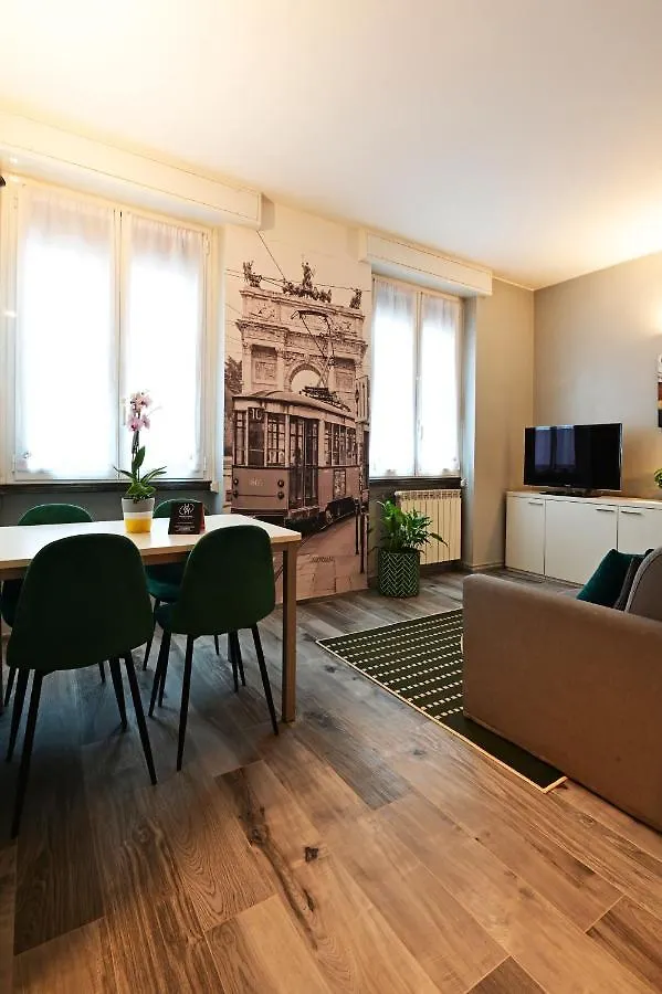Apartment Holiday Homes Aparthotel Milano Italy